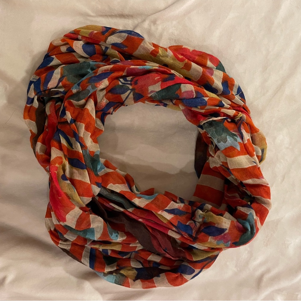 Fall tones circle scarf